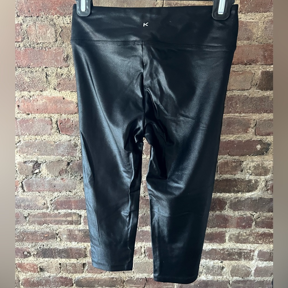 Koral Lustrous High-Rise Capri Leggings - Picture 5 of 6
